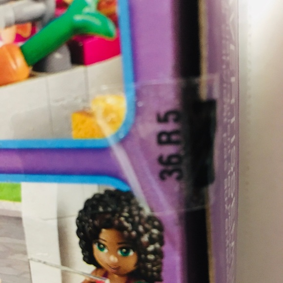🧱 LEGO Friends Heartlake Juice Bar - NWT - Picture 3 of 3